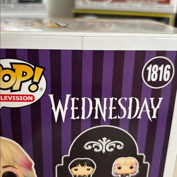 Funko Pop Wednesday Enid Sinclair #1816 - Picture 6 of 11